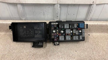 Load image into Gallery viewer, 05 07 Corvette C6 Engine Under Hood Fuse Box Block OEM GM 21996326 47K Z06 ZR1