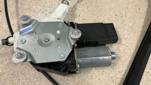Load image into Gallery viewer, 05 13 Corvette C6 Front Passenger Window Regulator Motor OEM GM 25815796 21K RH