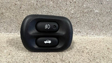 Load image into Gallery viewer, 97 04 Corvette C5 Fog Light Trunk Hatch Release Button Switch GM 12135155 76K