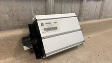 Load image into Gallery viewer, 2010 2015 Chevrolet Camaro SS Amplifier OEM AMP SUB GM 20984301 39K MILES!!