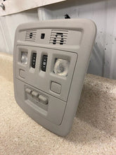 Load image into Gallery viewer, 09 15 Cadillac CTS Overhead Console W/ Sunroof Neutral 19149454 Used Homelink