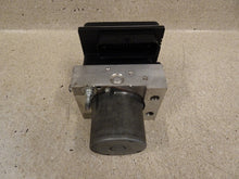 Load image into Gallery viewer, 10 13 Corvette C6 Anti Lock Brake Pump ABS Module GM Brakes 20918426 62K MILES