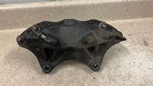 Load image into Gallery viewer, 2010 2015 Camaro SS Front Driver Passenger Brembo Brake Calipers Pair OEM 45K