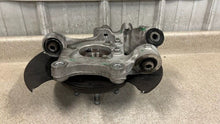 Load image into Gallery viewer, 10 15 Camaro SS LH Driver Side Rear Spindle Assembly GM Knuckle Hub Left LH 58K