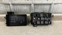 Load image into Gallery viewer, 2008 Corvette C6 Engine Under Hood Fuse Box Block OEM GM 15940756 63K Z06 ZR1
