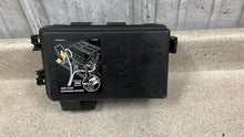 Load image into Gallery viewer, 09 13 Corvette C6 Engine Fuse Box Block Assembly OEM GM 20904541 35K Z06 ZR1