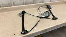 Load image into Gallery viewer, 05 13 Corvette C6 Front Passenger Window Regulator Motor OEM GM 25815796 18K RH