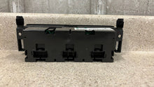 Load image into Gallery viewer, 05 13 Corvette Z06 C6 Climate HVAC Control Switches AC Heat OEM GM 15802837 5K