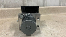 Load image into Gallery viewer, 10 13 Corvette C6 Anti Lock Brake Pump ABS Module GM Brakes 20918428 3K MILES