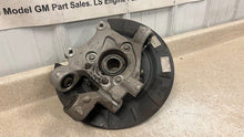 Load image into Gallery viewer, 10 15 Camaro SS LH Driver Side Rear Spindle Assembly GM Knuckle Hub Left LH 46K