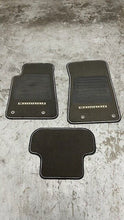 Load image into Gallery viewer, 12 15 Chevrolet Camaro SS Front Rear Left Right Floor Mats GM Black Cloth