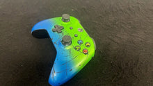 Load image into Gallery viewer, Microsoft Wireless Controller Xbox Series Xbox One Used Custom Skin