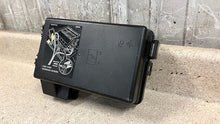 Load image into Gallery viewer, 2009 2013 Corvette C6 Engine Under Hood Fuse Box Block OEM GM 25954867 Z06 17K