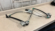 Load image into Gallery viewer, 05 13 Corvette C6 Front Passenger Window Regulator Motor GM 25815796 RH Right