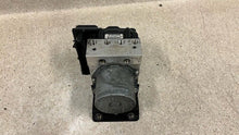 Load image into Gallery viewer, 2005 2006 Pontiac GTO ABS Anti Lock Module Brake Control Pump GM 92211444