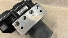 Load image into Gallery viewer, 12 15 Chevrolet Camaro SS ZL1 ABS Anti Lock Brake Pump Module GM 22914250 81K