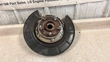 Load image into Gallery viewer, 10 15 Camaro SS RH Passenger Side Rear Spindle GM Knuckle Hub Right 92239046 59K