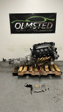 Load image into Gallery viewer, Dodge 6.4L 392 Hemi SRT8 Engine & 6 Speed Manual TR6060 Pullout 470HP 91K MILES