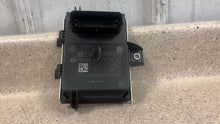 Load image into Gallery viewer, 13 14 Chevrolet Camaro SS Fuel Pump Control Module OEM GM 22874299 FSCM