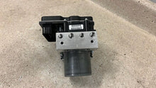 Load image into Gallery viewer, 10 13 Corvette C6 Anti Lock Brake Pump ABS Module GM Brakes 20918428 3K MILES