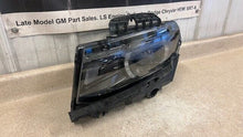 Load image into Gallery viewer, 14 15 Camaro SS Driver Headlight Xenon HID Left OEM GM 23187857 LH DAMAGED