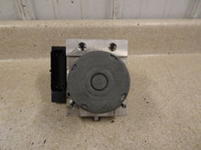 Load image into Gallery viewer, 10 13 Corvette C6 Anti Lock Brake Pump ABS Module GM Brakes 20918426 62K MILES