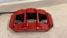 Load image into Gallery viewer, 05 13 Chevrolet Corvette C6 Z06 Front Brake Calipers 6 Piston Set Red Brakes OEM