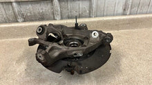 Load image into Gallery viewer, 11 14 Dodge Challenger Charger SRT8 Passenger Rear Spindle Knuckle Hub Right
