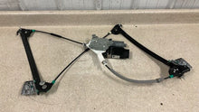 Load image into Gallery viewer, 05 13 Corvette C6 Z06 Front Driver Window Regulator Motor GM 25815795 Left 78K