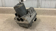 Load image into Gallery viewer, 97 00 C5 Corvette OEM ABS ANTI LOCK BRAKE PUMP MODULE 09356961 M CODE EBCM 55K