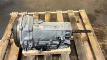 Load image into Gallery viewer, 97 04 C5 CORVETTE 4L60e AUTOMATIC TRANSMISSION ASSEMBLY GM OEM 81K 24211642
