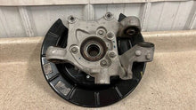 Load image into Gallery viewer, 10 15 Camaro SS ZL1 RH Passenger Side Rear Spindle GM Knuckle Hub Right 21K