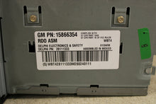 Load image into Gallery viewer, Chevy Corvette C6 Z06 Grand Sport Audio Radio AM/FM CD Player OEM GM 15866354