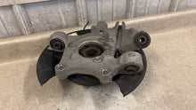 Load image into Gallery viewer, 10 15 Camaro SS LH Driver Side Rear Spindle Assembly GM Knuckle Hub Left LH 43K