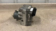 Load image into Gallery viewer, 97 00 C5 Corvette OEM ABS ANTI LOCK BRAKE PUMP MODULE 09356961 M CODE EBCM 59K