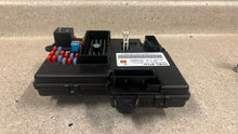 Load image into Gallery viewer, 2008 2013 Corvette C6 Z06 BCM Body Control Module Assembly GM 25879086 36K Fob