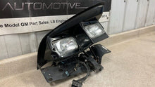 Load image into Gallery viewer, 98 02 Pontiac Firebird Trans AM WS6 Passenger Headlight Assembly GM Black Right