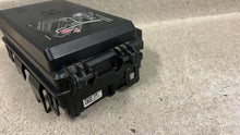 Load image into Gallery viewer, 09 13 Corvette C6 Engine Fuse Box Block Assembly OEM GM 20904541 34K Z06 ZR1