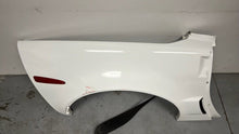 Load image into Gallery viewer, 06 13 C6 Corvette Z06 Right Passenger Quarter Panel GM Wide Body 22813553 White