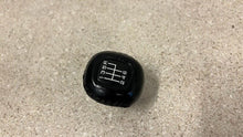 Load image into Gallery viewer, 97 04 Chevrolet Corvette C5 Factory Leather Black Manual Shifter Knob 6 Speed