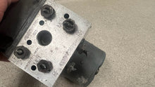 Load image into Gallery viewer, 99 02 Firebird Trans AM Camaro SS 4 Channel ABS Brake Pump Module GM 10423623