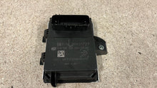 Load image into Gallery viewer, 2010 Chevrolet Camaro SS Fuel Pump Control Module OEM GM 20831727 45K
