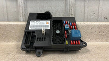 Load image into Gallery viewer, 2008 2013 Corvette C6 Z06 BCM Body Control Module Assembly GM 25879086 37K