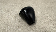 Load image into Gallery viewer, 97 04 Chevrolet Corvette C5 Factory Leather Black Manual Shifter Knob 6 Speed