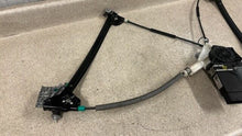 Load image into Gallery viewer, 05 13 Corvette C6 Front Passenger Window Regulator Motor OEM GM 25815796 31K RH