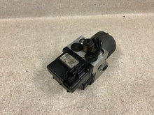 Load image into Gallery viewer, 99 02 Firebird Trans AM Camaro SS ABS Brake Pump Module GM LS1 10423621 98K