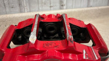 Load image into Gallery viewer, 05 13 Chevrolet Corvette C6 Z06 Front Brake Calipers 6 Piston Set Red Brakes OEM