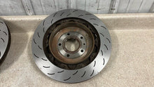 Load image into Gallery viewer, 14 19 Corvette C7 Z06 Rear Rotors PAIR OEM GM 84951567 READY TO INSTALL 20981824