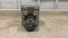 Load image into Gallery viewer, 97 00 C5 Corvette OEM ABS ANTI LOCK BRAKE PUMP MODULE 09356961 M CODE EBCM 59K