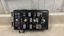 Load image into Gallery viewer, 2009 2013 Corvette C6 Z06 Engine Fuse Box Block Assembly OEM GM 25954867 37K